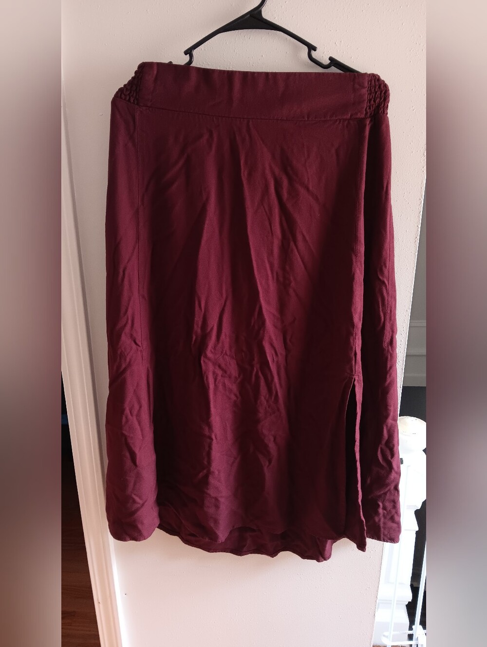 Women's Burgundy MidiSkirt - Unbranded